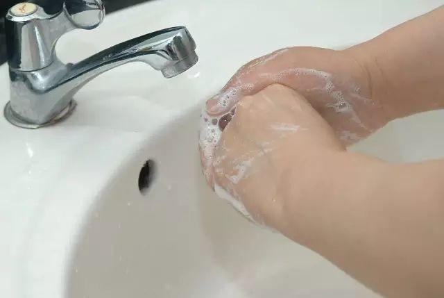 99% of people do not know why soft water wash hands slippery!
